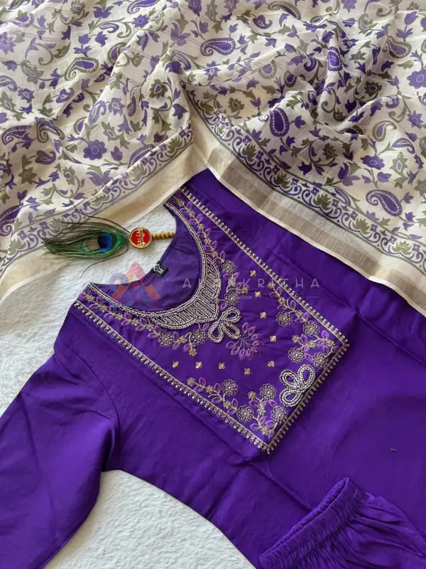 Violet Roman Silk Set