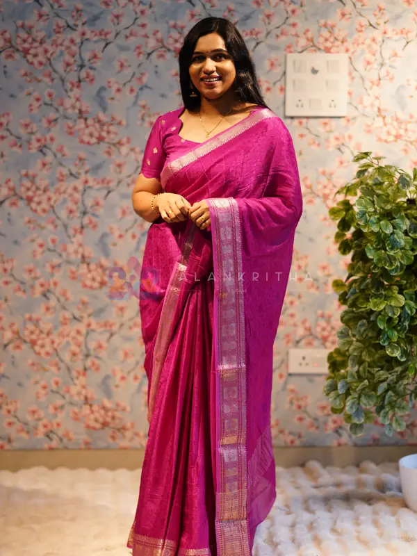 Fluid Elegance: Viscose Georgette Weaving Pattern Saree with Silk Blouse