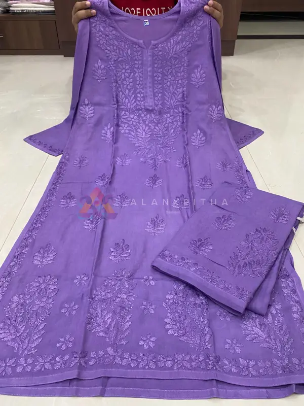 Chikankari Kurthi Set